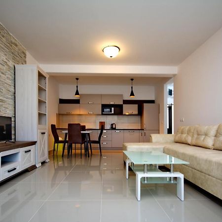 Apartment Dobrota Tomici  外观 照片